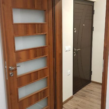 Lux Apartment Montana Luaran gambar