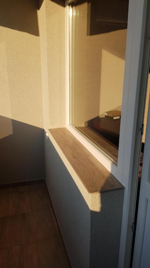 Lux Apartment Montana Luaran gambar