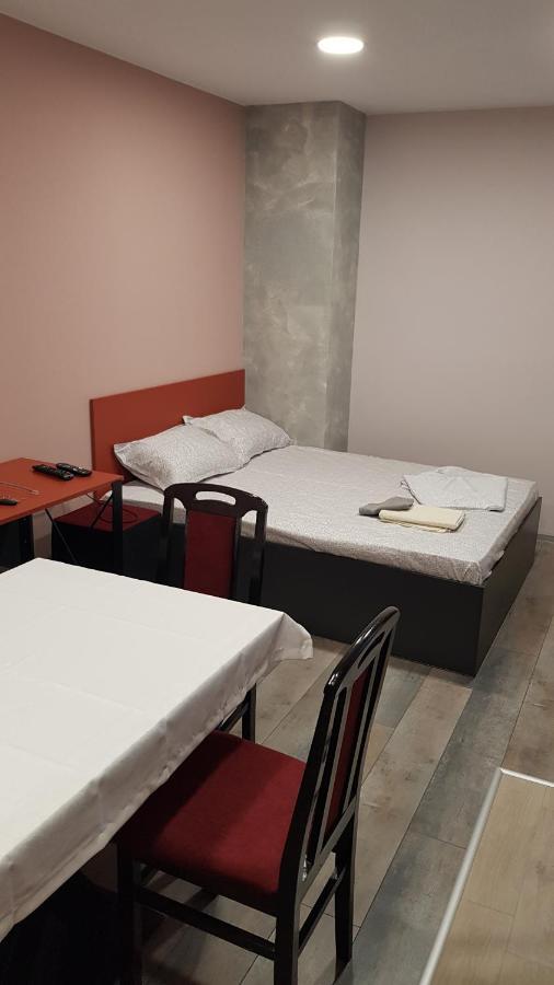 Lux Apartment Montana Luaran gambar