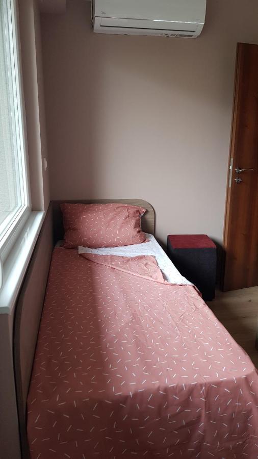 Lux Apartment Montana Luaran gambar